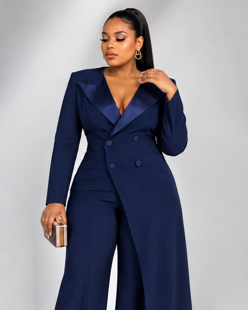 Tailleur Bleu Long Satinée Classique