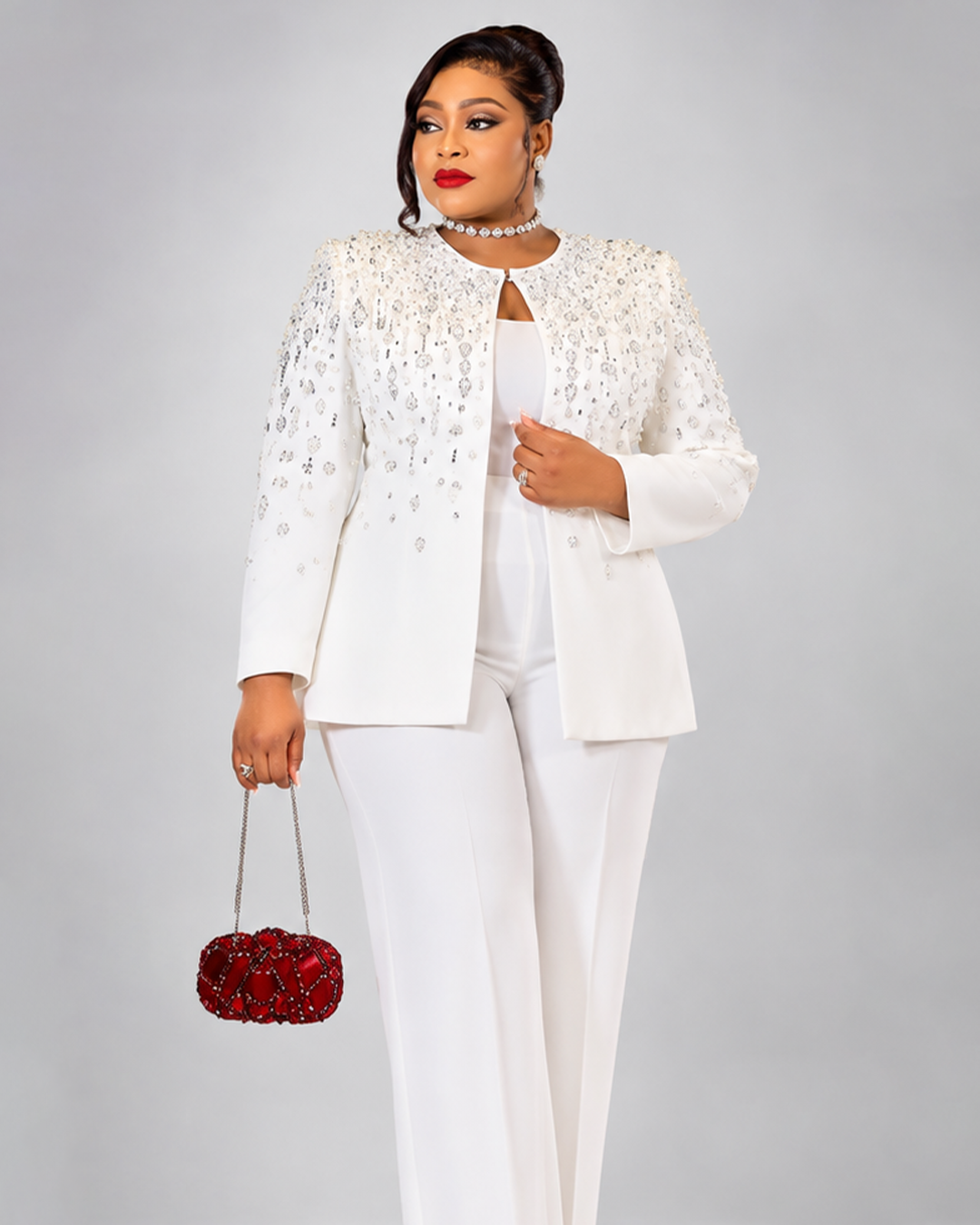 All White Perle Tailleur La Grande Dame Privée